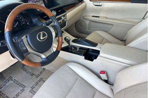 Nebula Gray Pearl 2013 Lexus ES 300h Base