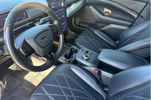 2021 Ford Mustang Mach-E California Route 1