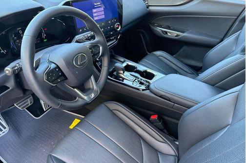 2026 Lexus NX 450h+ F SPORT Handling