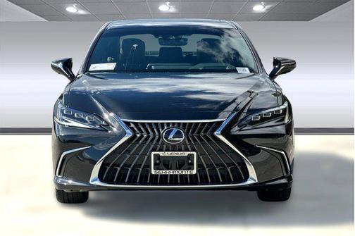 2025 Lexus ES 300h Luxury