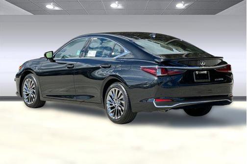 2025 Lexus ES 300h Luxury