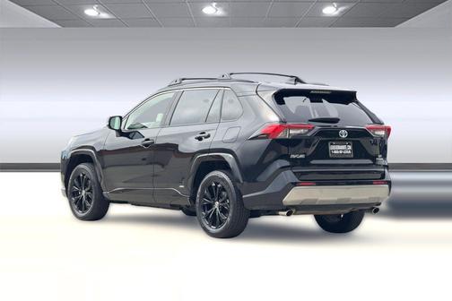 Midnight Black Metallic 2022 Toyota RAV4 Hybrid SE