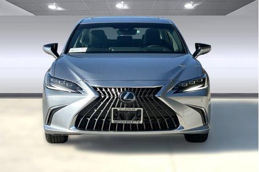 2025 Lexus ES 300h Luxury