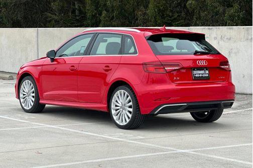 2017 Audi A3 e-tron 1.4T Tech Premium Plus