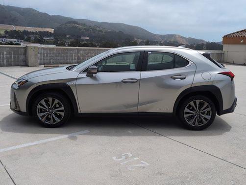 2020 Lexus UX 250h F Sport