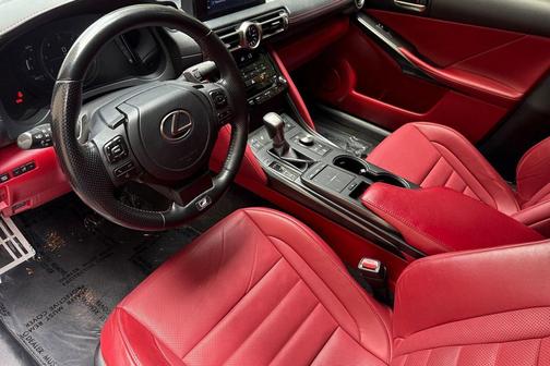 Iridium 2021 Lexus IS 350 Base