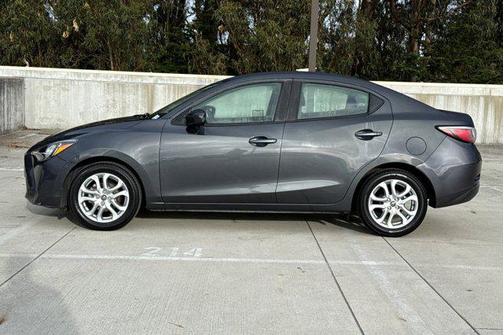 2018 Toyota Yaris iA Base