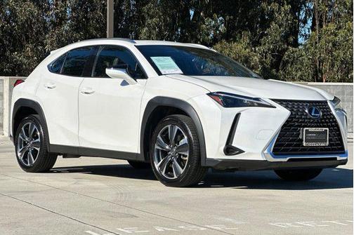 2025 Lexus UX 300h Base