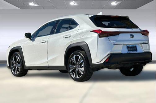2025 Lexus UX 300h Base