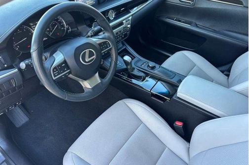 2018 Lexus ES 350 Base