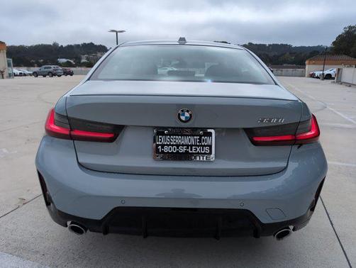 2024 BMW 330 i