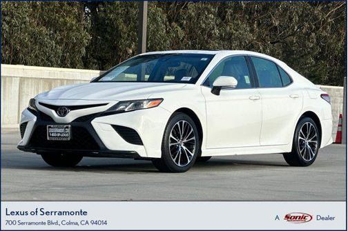 2018 Toyota Camry SE