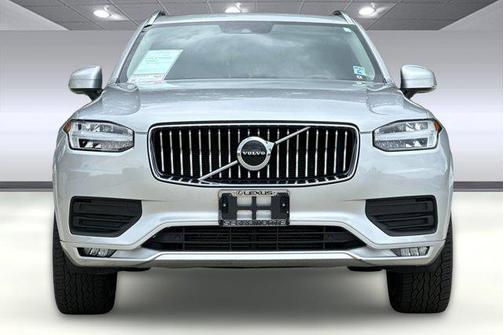 2020 Volvo XC90 T5 Momentum