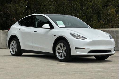 2023 Tesla Model Y Long Range Dual Motor All-Wheel Drive
