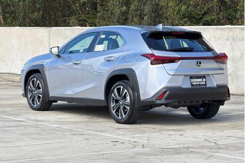 Iridium 2026 Lexus UX 300h Base