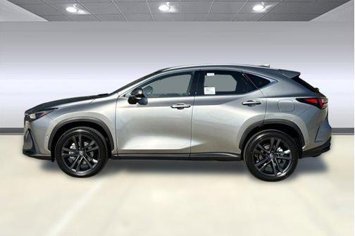 2026 Lexus NX 450h+ Luxury