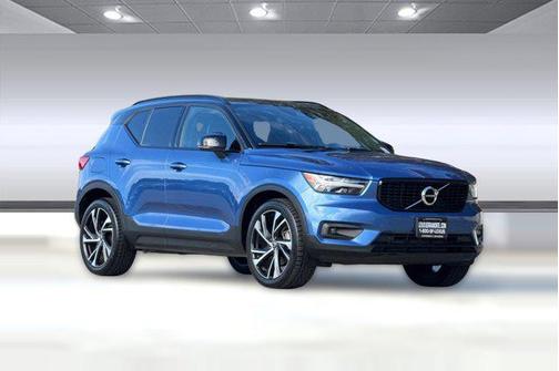 2021 Volvo XC40 T5 R-Design