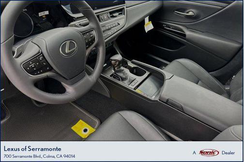2024 Lexus ES 300h Base