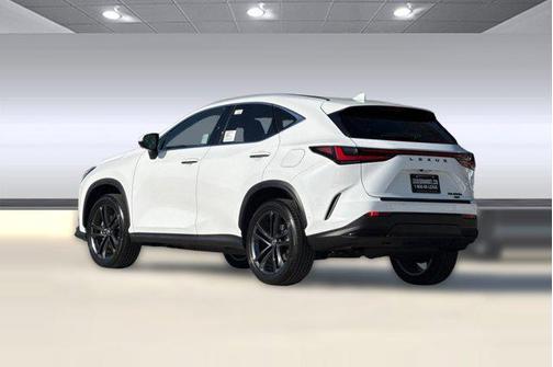 2026 Lexus NX 450h+ Luxury