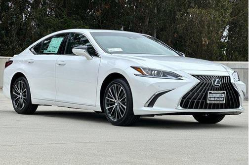 2025 Lexus ES 300h Base