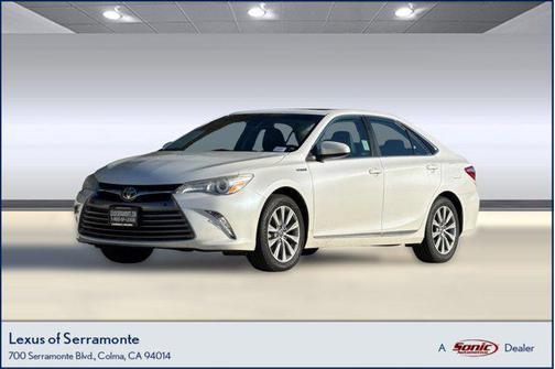 2017 Toyota Camry Hybrid XLE