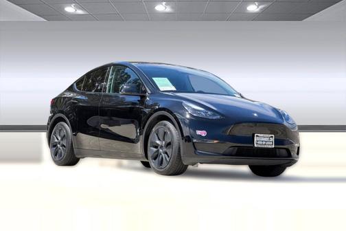 Gray 2024 Tesla Model Y Long Range