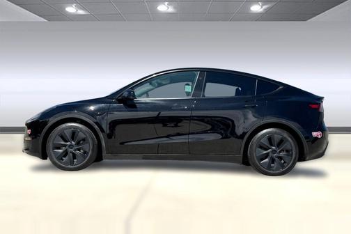 Gray 2024 Tesla Model Y Long Range