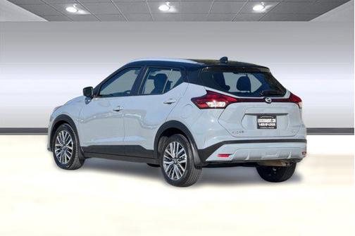 Gray/Super Black 2023 Nissan Kicks SV