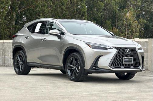 2025 Lexus NX 450h+ Luxury