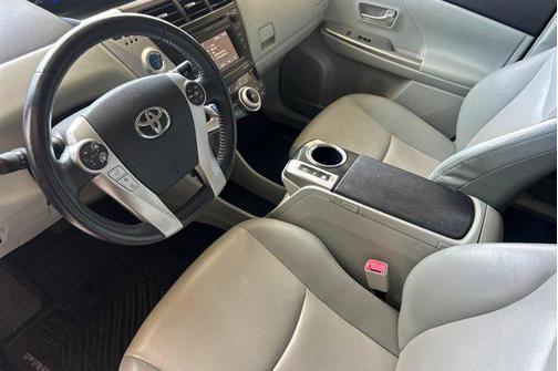 2013 Toyota Prius v Two