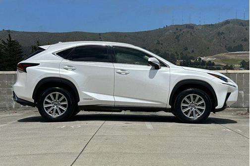 2018 Lexus NX 300h Base