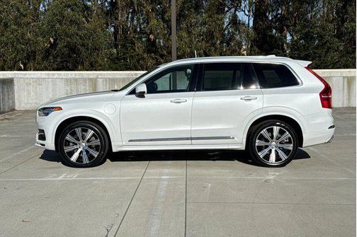 2020 Volvo XC90 Hybrid T8 Inscription 7 Passenger