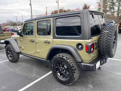 2025 Jeep Wrangler Sport