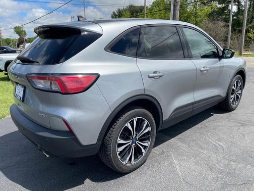 2022 Ford Escape SE