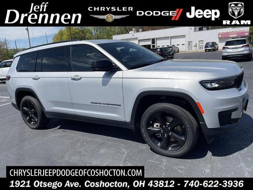 2022 Jeep Grand Cherokee L Laredo