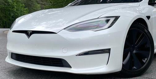 Pearl White Multi-Coat 2022 Tesla Model S Base