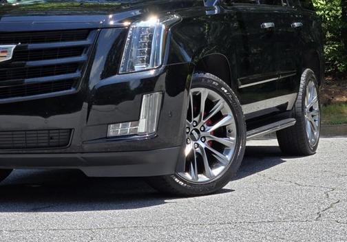 2019 Cadillac Escalade Luxury