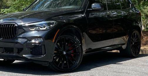 Black Sapphire Metallic 2021 BMW X5 M50i