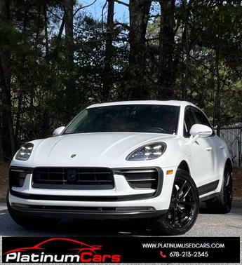 2022 Porsche Macan Base