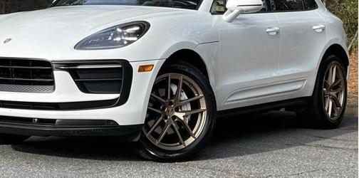 2022 Porsche Macan Base
