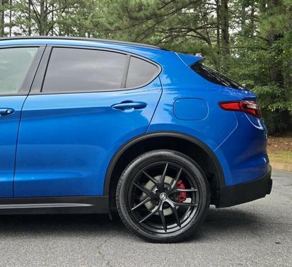 2019 Alfa Romeo Stelvio Ti Sport