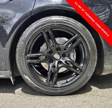 2017 Porsche Panamera 4