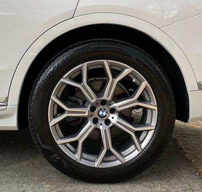 Alpine White 2020 BMW X7 xDrive40i