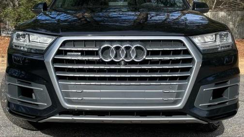 2019 Audi Q7 55 Premium Plus