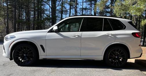 2023 BMW X5 sDrive40i
