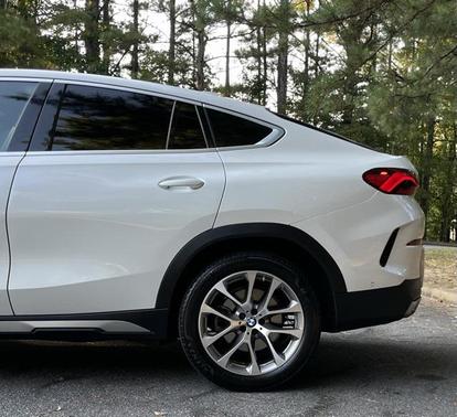 2022 BMW X6 xDrive40i