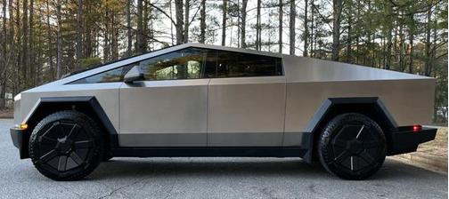 2025 Tesla Cybertruck Long Range