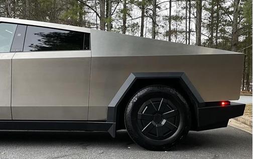 2024 Tesla Cybertruck All-Wheel Drive