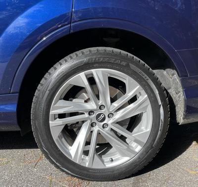 2021 Audi Q7 45 Premium Plus