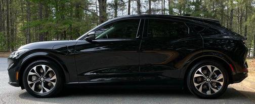 Shadow Black 2022 Ford Mustang Mach-E Premium